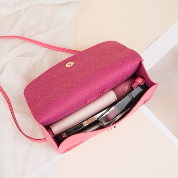 ⚠️Clearance Hot Pink Mini Square Crossbody Bag - Picture 3 of 5